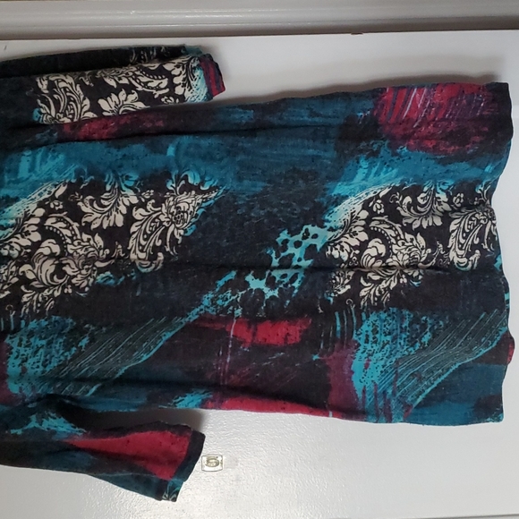 Mechant tunic style graphic print sweater - Picture 3 of 16